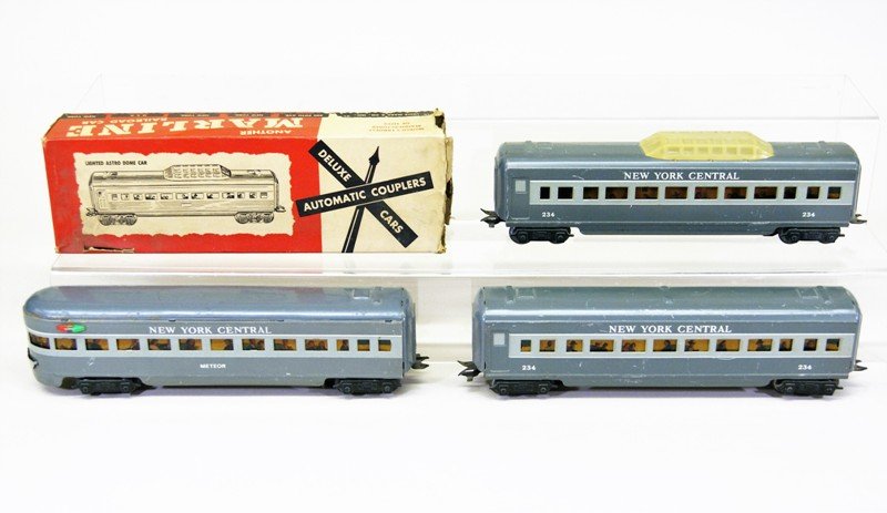 Marx Set of Three Passenger Cars (1 of 4)