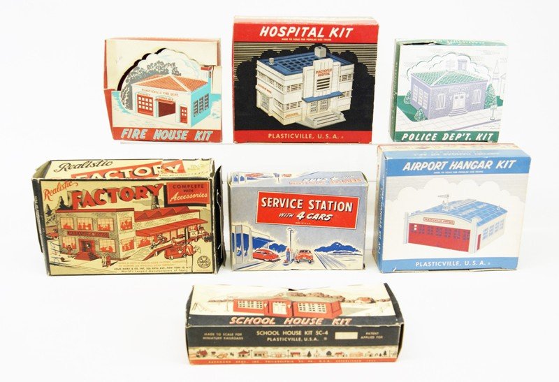 Lot of Seven Plasticville Buildings in O/B (1 of 5)
