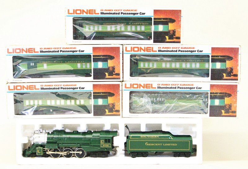 Lionel Southern Crescent Passenger Set Seven Pieces (1 of 6)