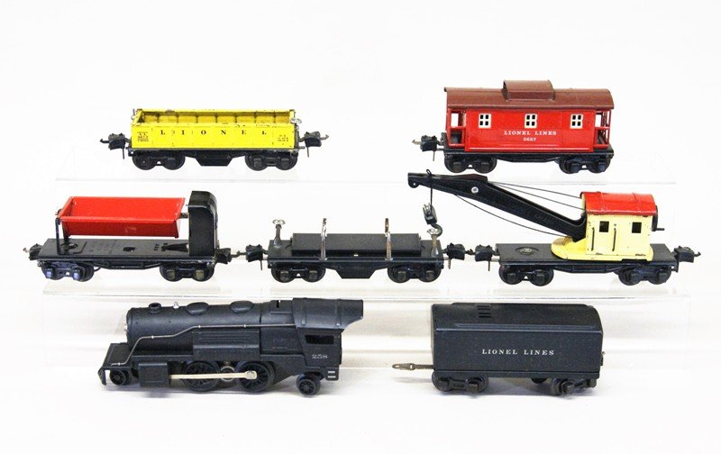 Lionel Pre-war 258 Freight Set (1 of 6)