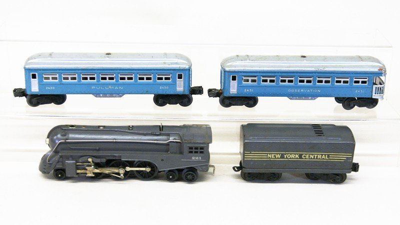 Lionel Post-war 221 Passenger Set (1 of 4)