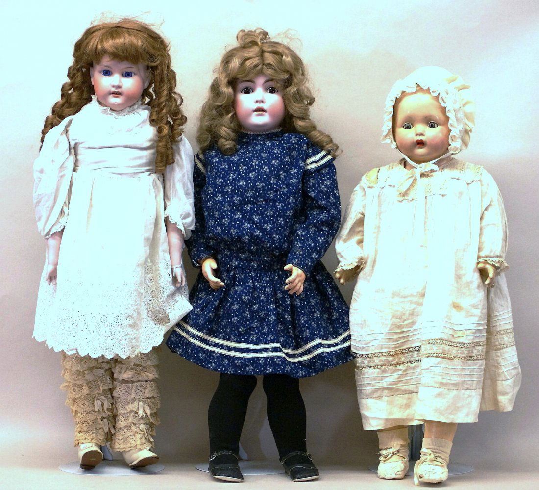 Lot of 3 Dolls (1 of 7)
