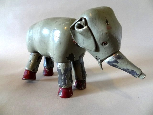 Schoenhut Elephant (1 of 1)