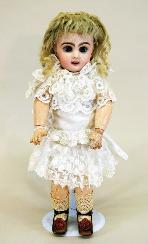 Tete Jumeau Doll on Marked Body (1 of 6)