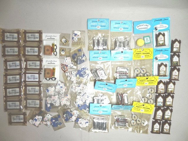 Dollhouse Miniature Grandmother Stover Accessories (1 of 2)