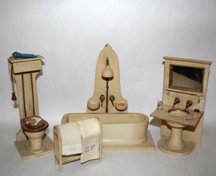 Vintage Gottschalk Bathroom (1 of 1)