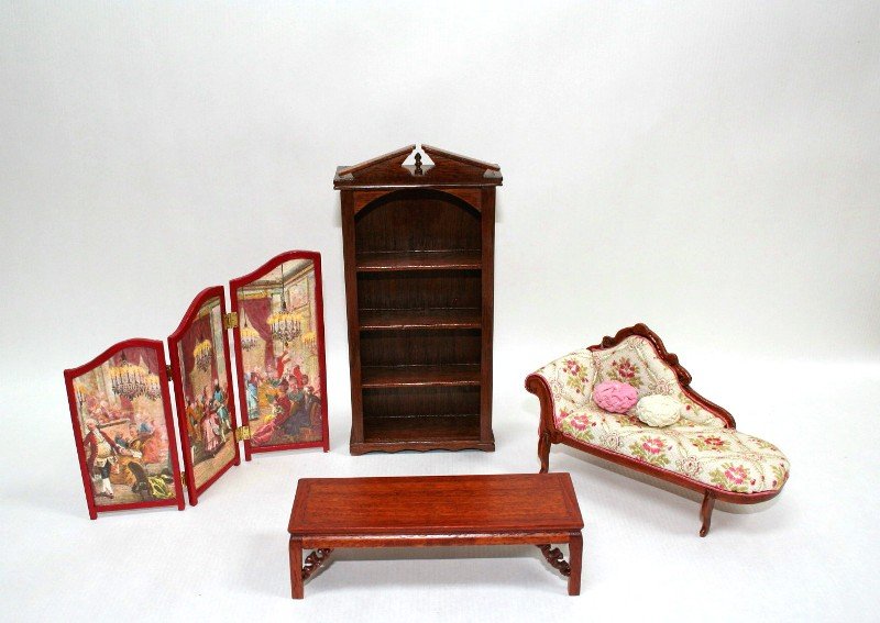 Dollhouse Miniature Davey Jones Recamier (1 of 4)