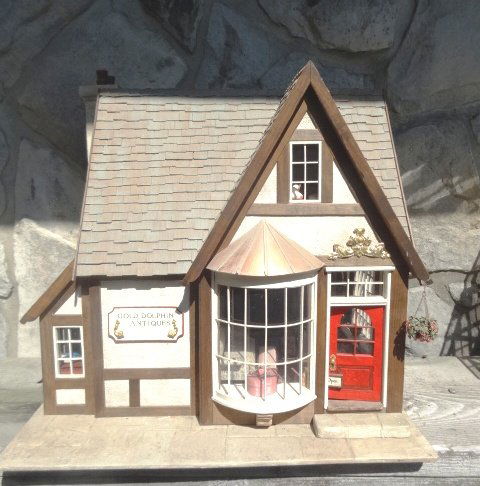 Golden Dolphin Antiques Dollhouse (1 of 6)