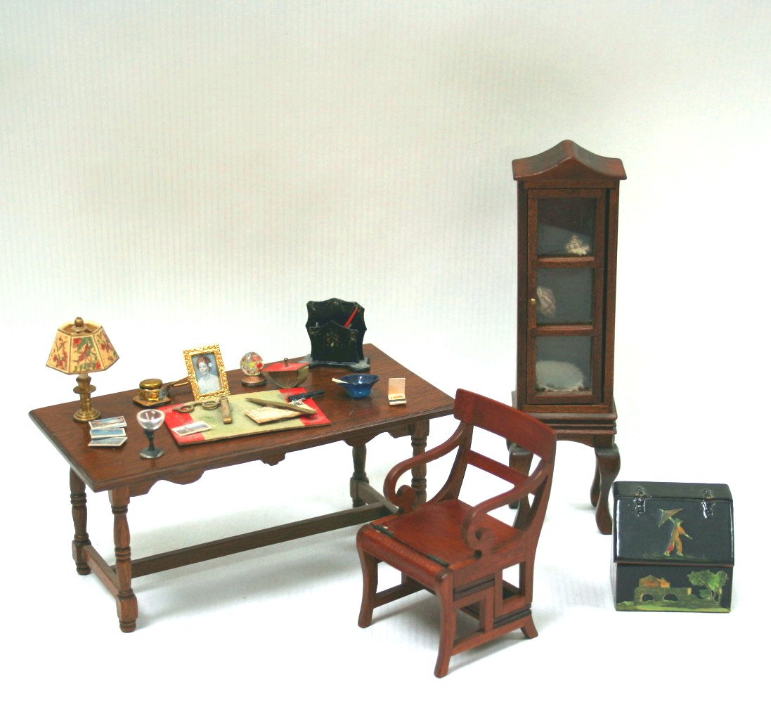 Gerald Crawford Library Chair (1 of 5)