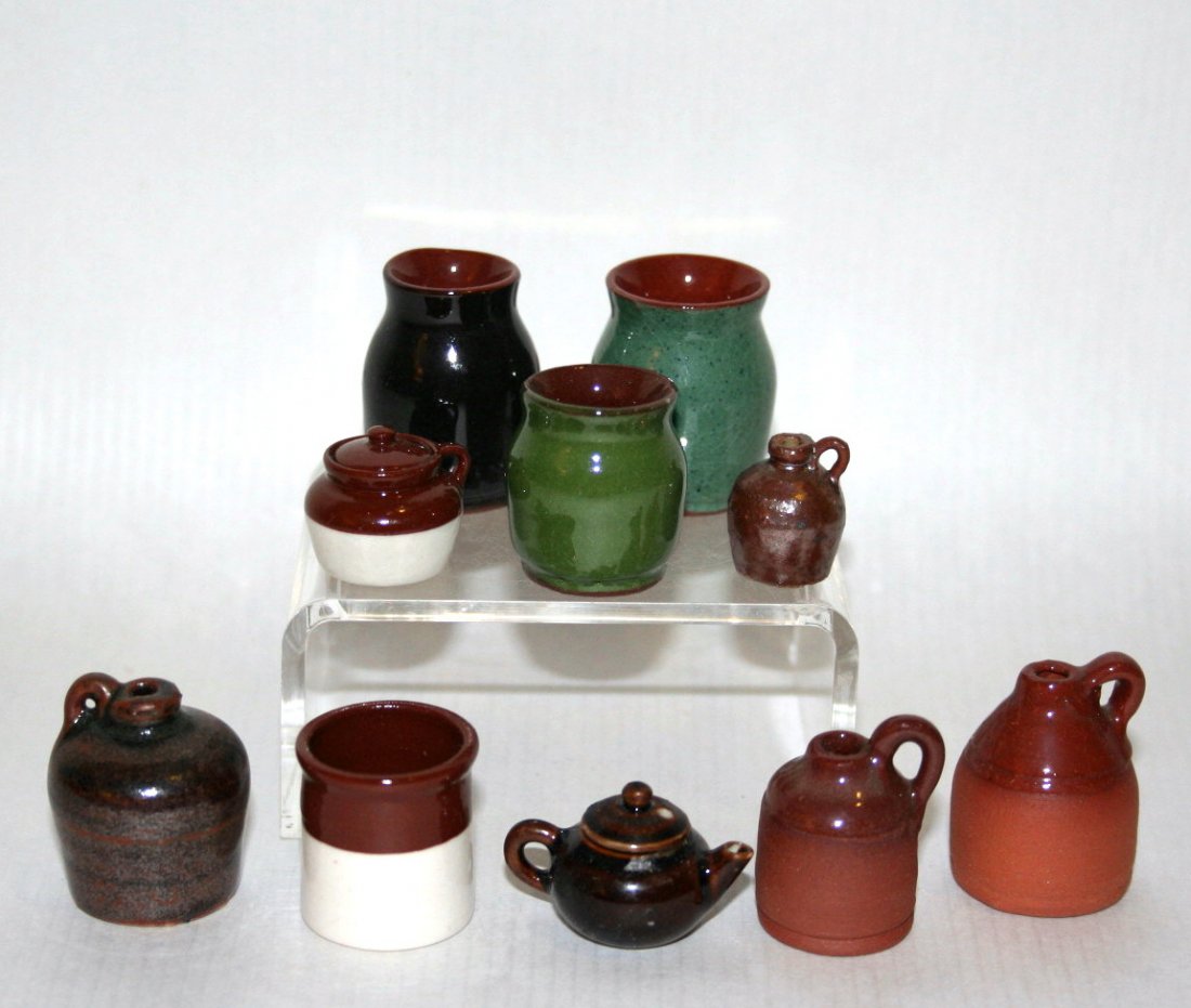 Dollhouse  Miniature Pottery (1 of 1)