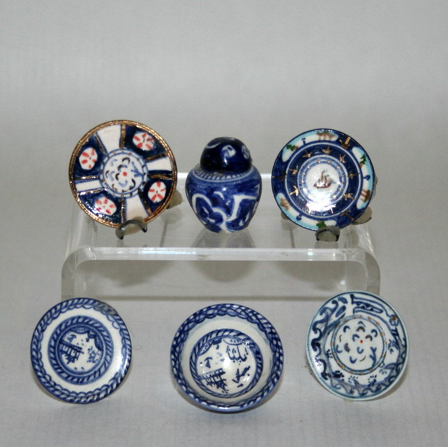 Elizabeth Chambers Blue and White (1 of 1)