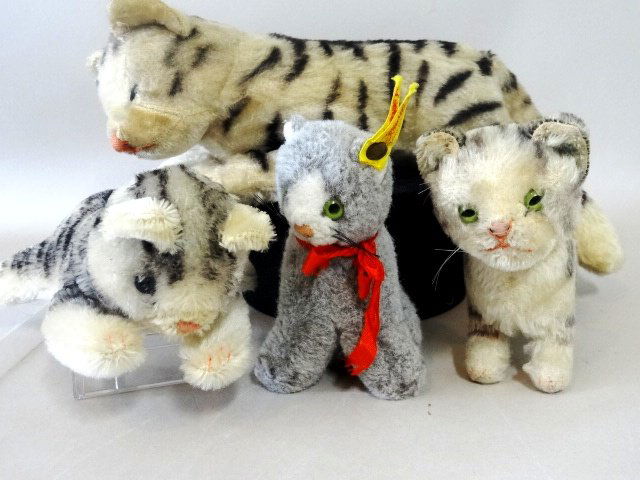 Steiff Cats (1 of 1)