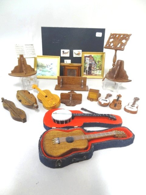 Dollhouse Miniature Music Scene (1 of 5)