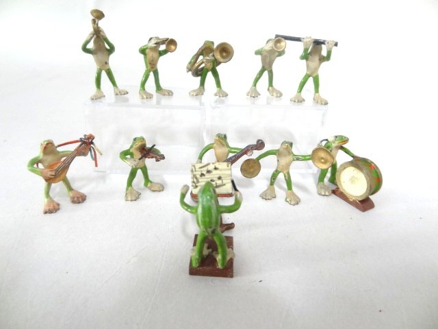 Vienna Bronze Frog Band Joseph Gray Collection (1 of 3)