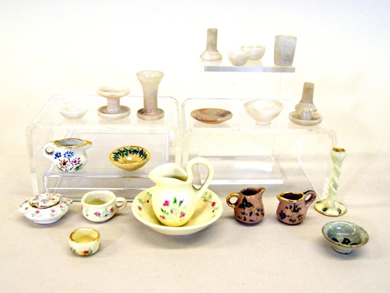 Dollhouse Miniature Porcelain Artist (1 of 1)