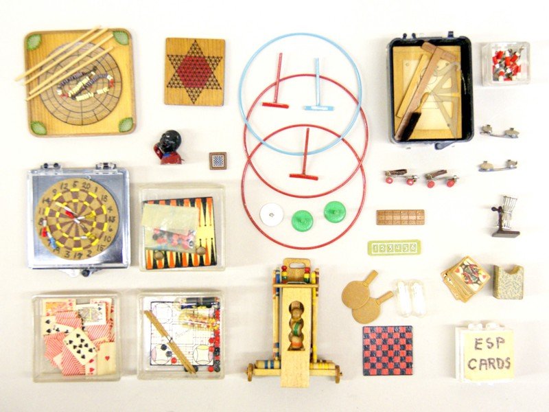 Dollhouse Miniature Games , cards, etc. (1 of 5)