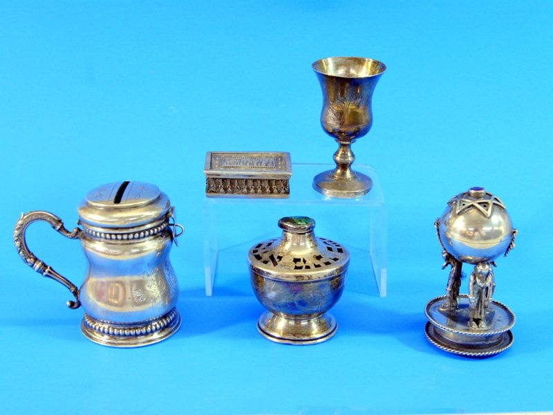 Group of Vintage Judaica Silver (1 of 7)