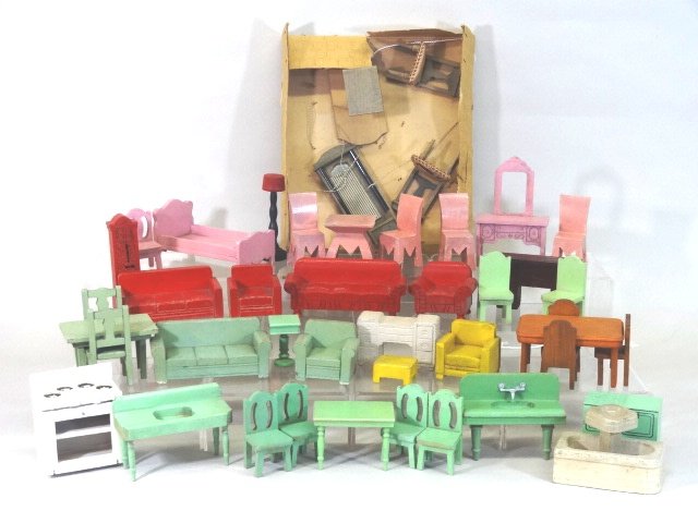 Dollhouse Miniature Strombecker  Furniture (1 of 1)