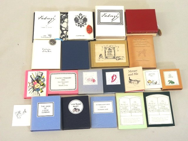 Lot of Miniature Books (1 of 4)