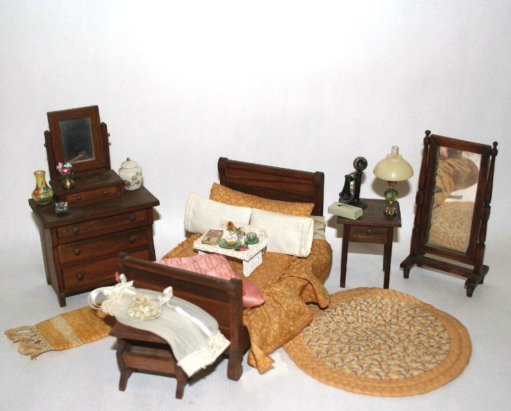 Vintage Bedroom Group (1 of 3)