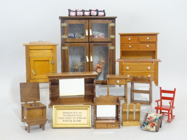 Dollhouse Miniature Furniture Hofferbert (1 of 1)