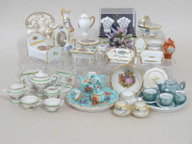Dollhouse Miniature Dish Sets (1 of 3)