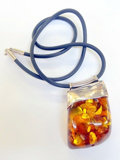 Amber Necklace (1 of 1)