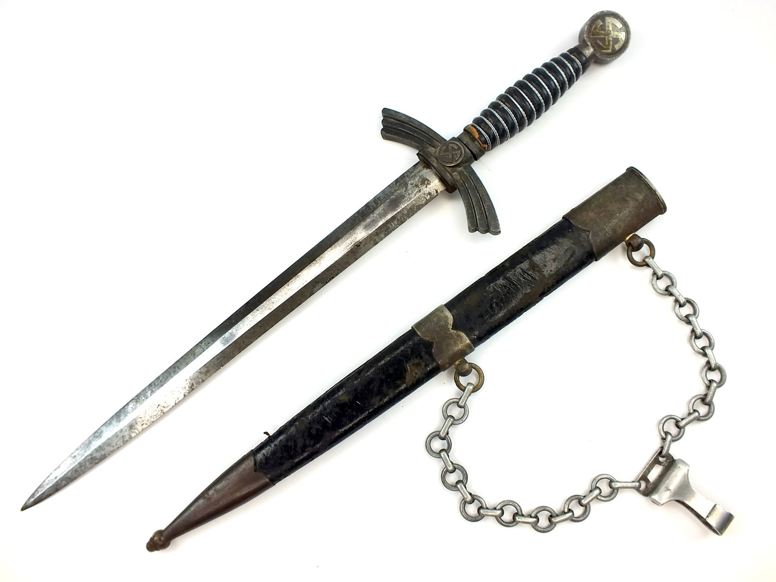 German Germany Nazi WW2 Klaas Solingen Dagger Knife: Original German Nazi WW2 Robert Klaas Solingen Dagger with Scabbard and Hangers. Handle parts are loose, pommel is broken, pictured. 17 3/4" long with 12 1/8" blade.