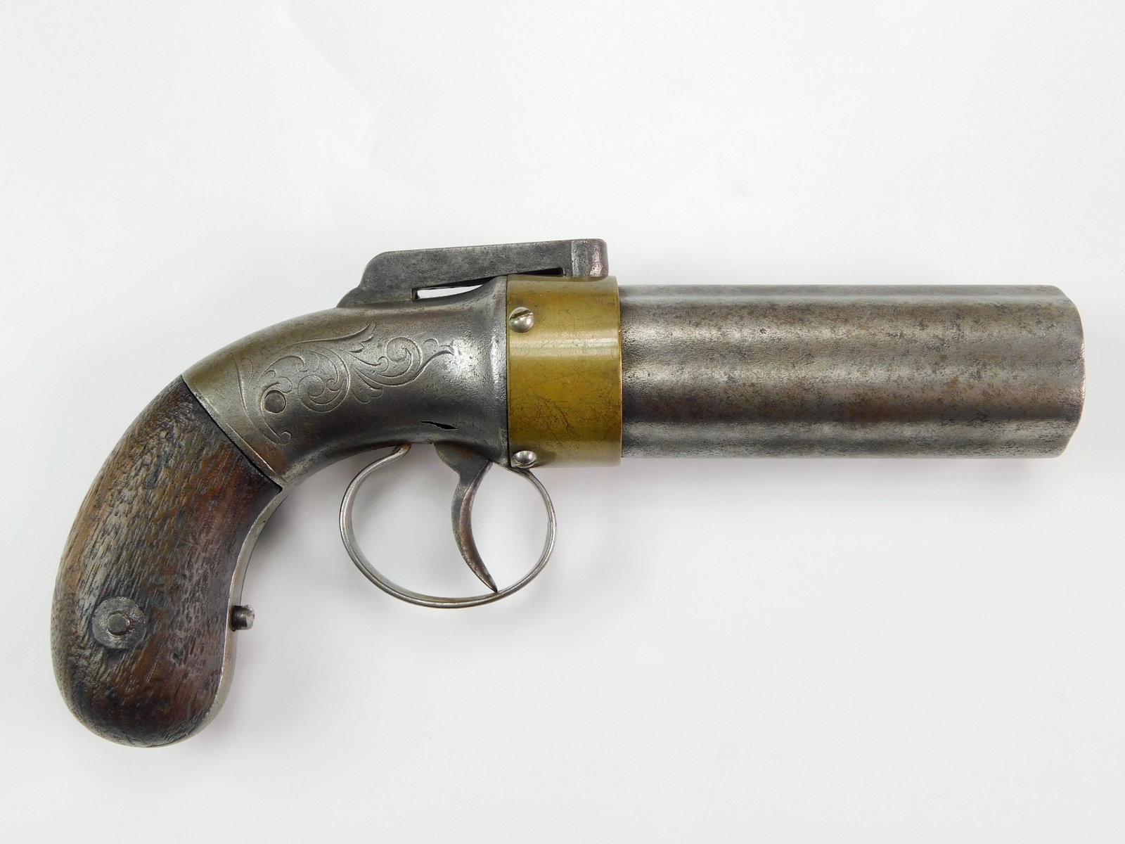 Antique 19 Century Percussion Pistol Handgun: Antique 19 Century Percussion Pistol. For parts or repair. Trigger, hammer, and barrel move but the action doesn't work properly.