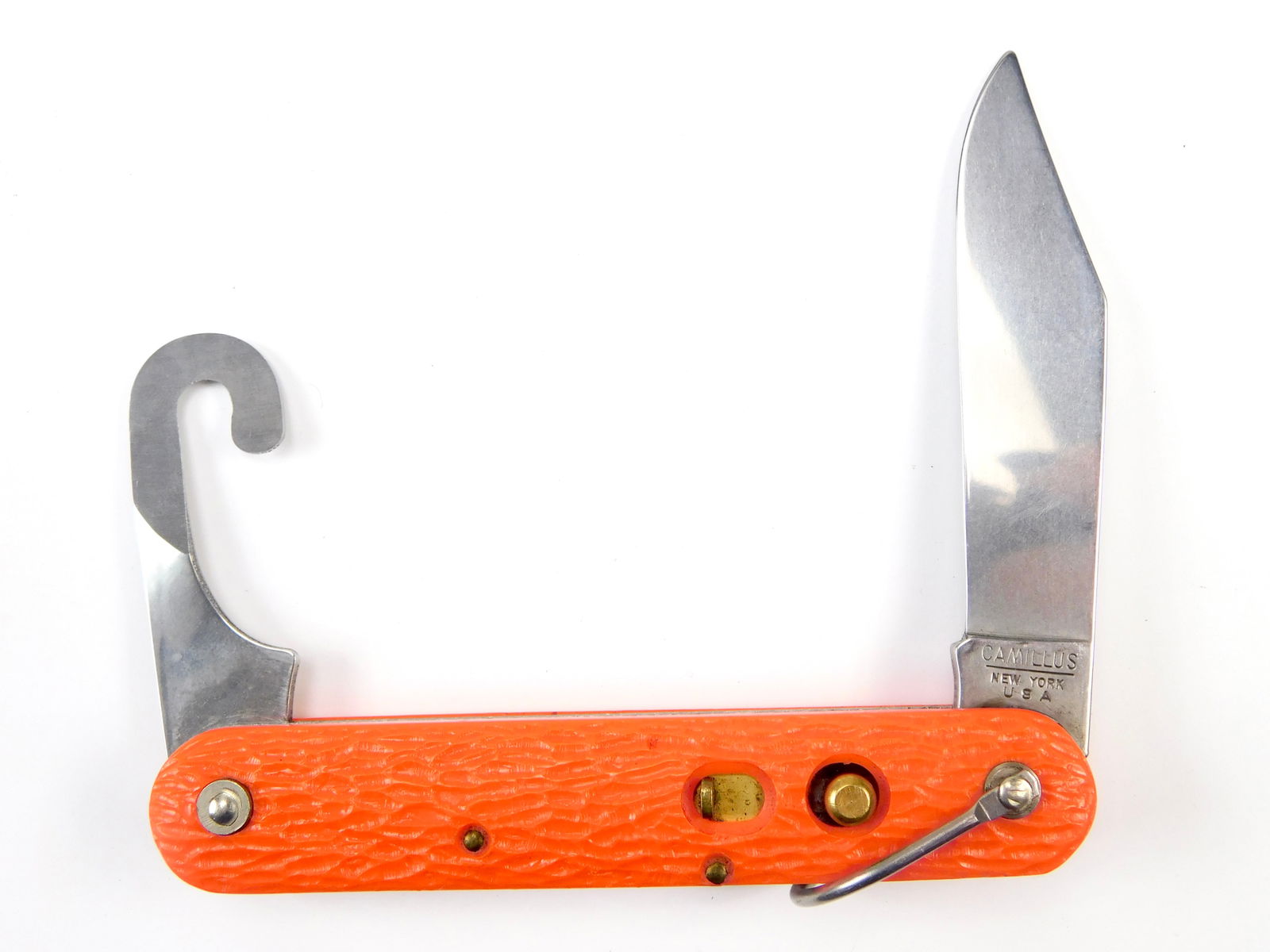 US Vietnam Vintage Camillus Paratroopers Switch Blade Automatic Folding Pocket Knife: US Vietnam Era Camillus Paratroopers Switch Blade Folding Pocket Knife. The blade is a bit wobbly when open. Snaps.