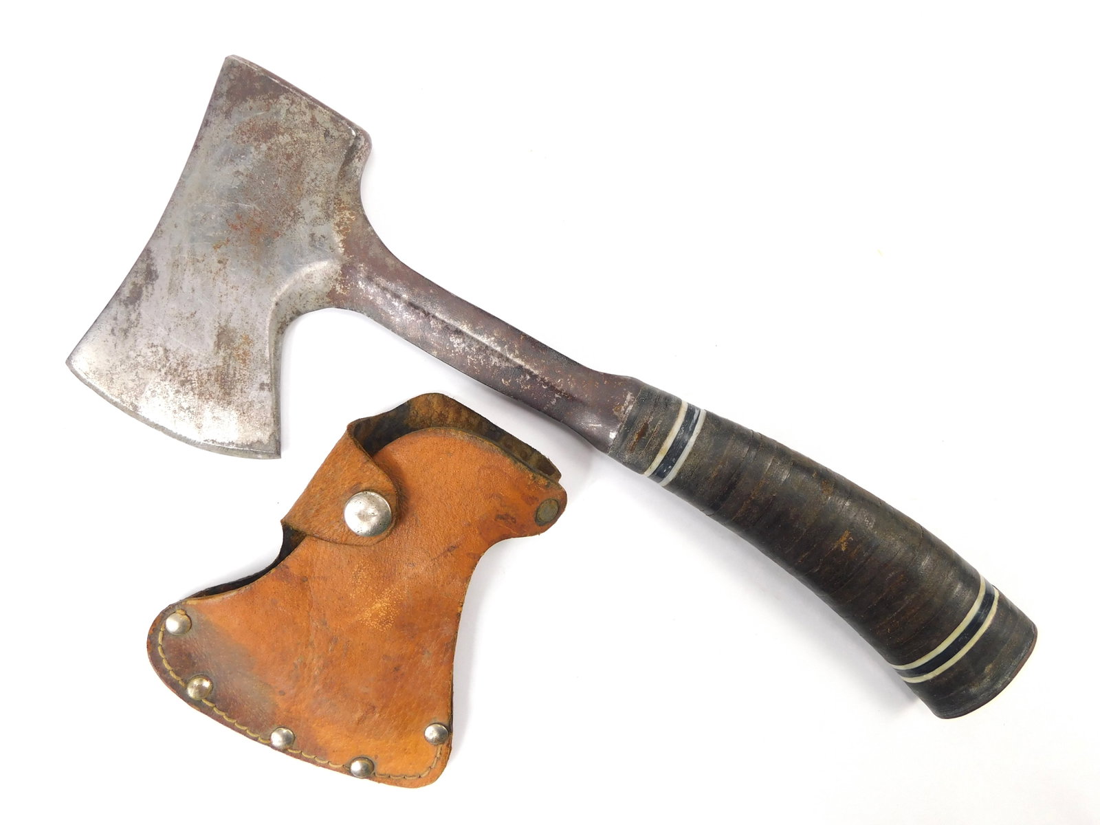 Vintage Old Belt Camp Axe Hatchet w/ Sheath: Vintage Belt Camp Axe with leather sheath. Measurements are pictured.