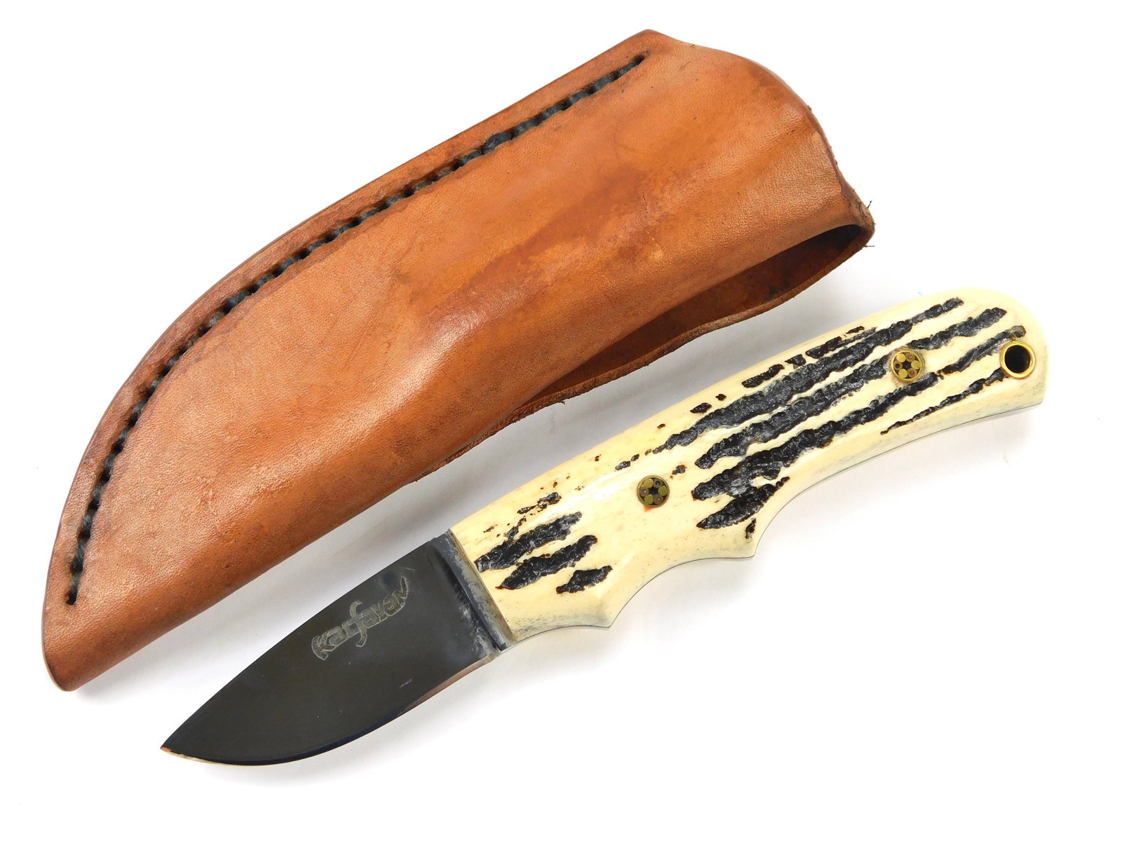Vintage Custom ED KALFAYAN Stag Handle Knife: Vintage US Custom Handmade ED KALFAYAN Hunting Knife with Leather Sheath. The knife is solid, with no loose parts. Stag handle. Size: 6 3/4" total length, blade is 2 3/8".