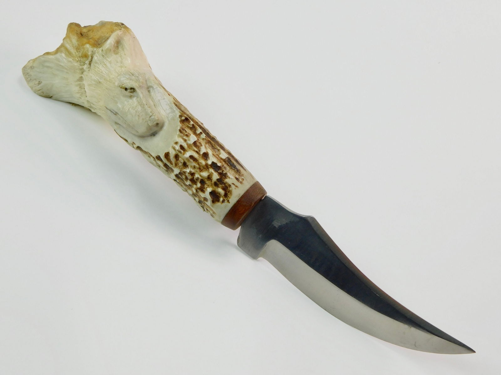 Vintage Custom Carved Wolf Stag Skinner Hunting Knife: Vintage Custom Handmade Skinner Hunting Knife Carved Wolf Stag Handle. No sheath. The knife is solid, with no loose parts. Size: 10 1/2" total length, the blade is 4 5/8".