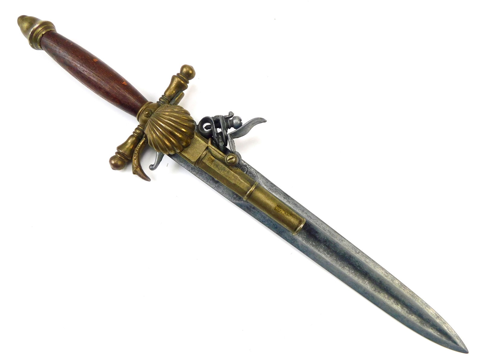 Vintage Fantasy Dagger Knife Flintlock Pistol Gun: Vintage Fantasy Antique Looking Dagger / Non-firing Flintlock Pistol. 14 7/8" long with 9 7/8" blade. Guard is a bit loose.