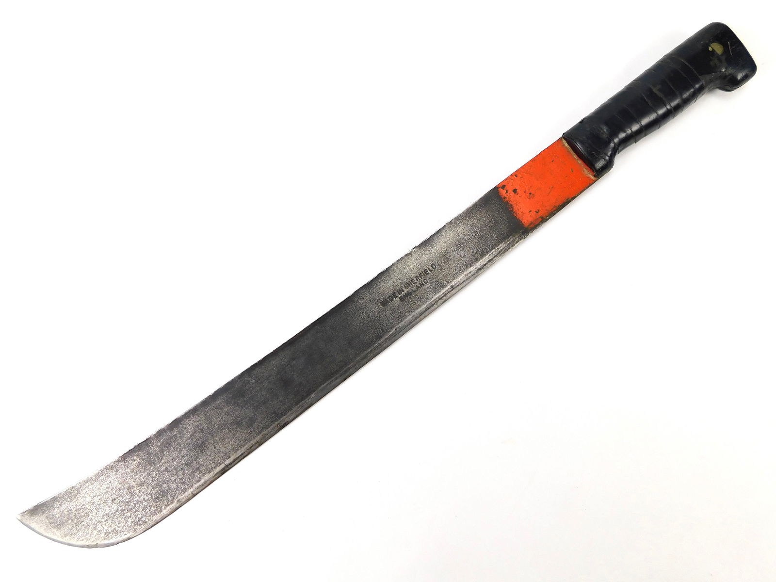 British English Vintage WW2 Sheffield Made Machete Short Sword: British WW2 Sheffield Made Machete. No sheath. Solid, no loose parts. 23" total length. The blade is 18".