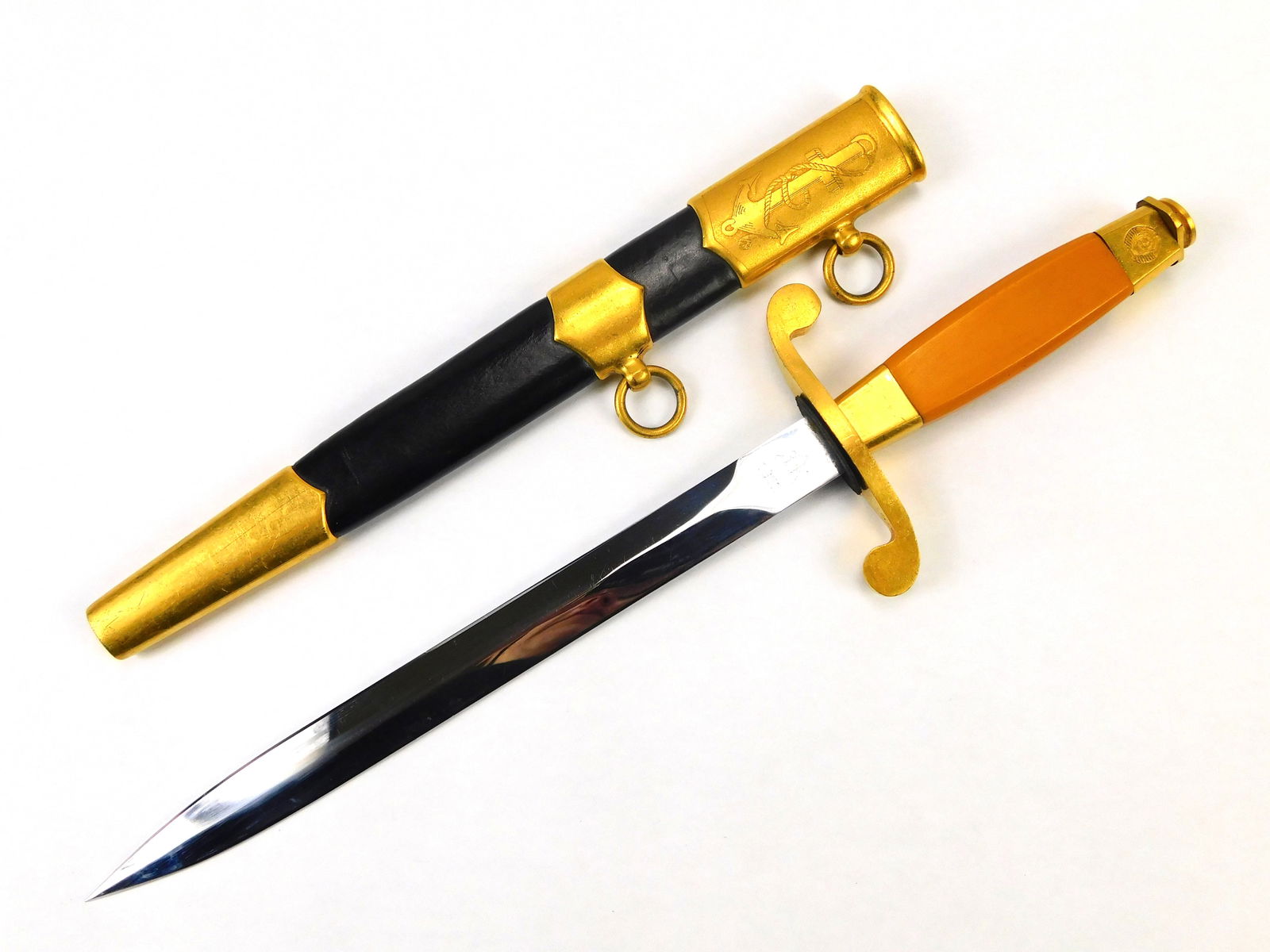 Soviet Russia USSR Post WW2 1952 Naval Navy Officer's Dagger Dirk Knife: Soviet Russia 1952 Naval Officer's Dagger with Scabbard. Handle parts are a bit loose. 12 1/2" long with a 8 1/2" blade.