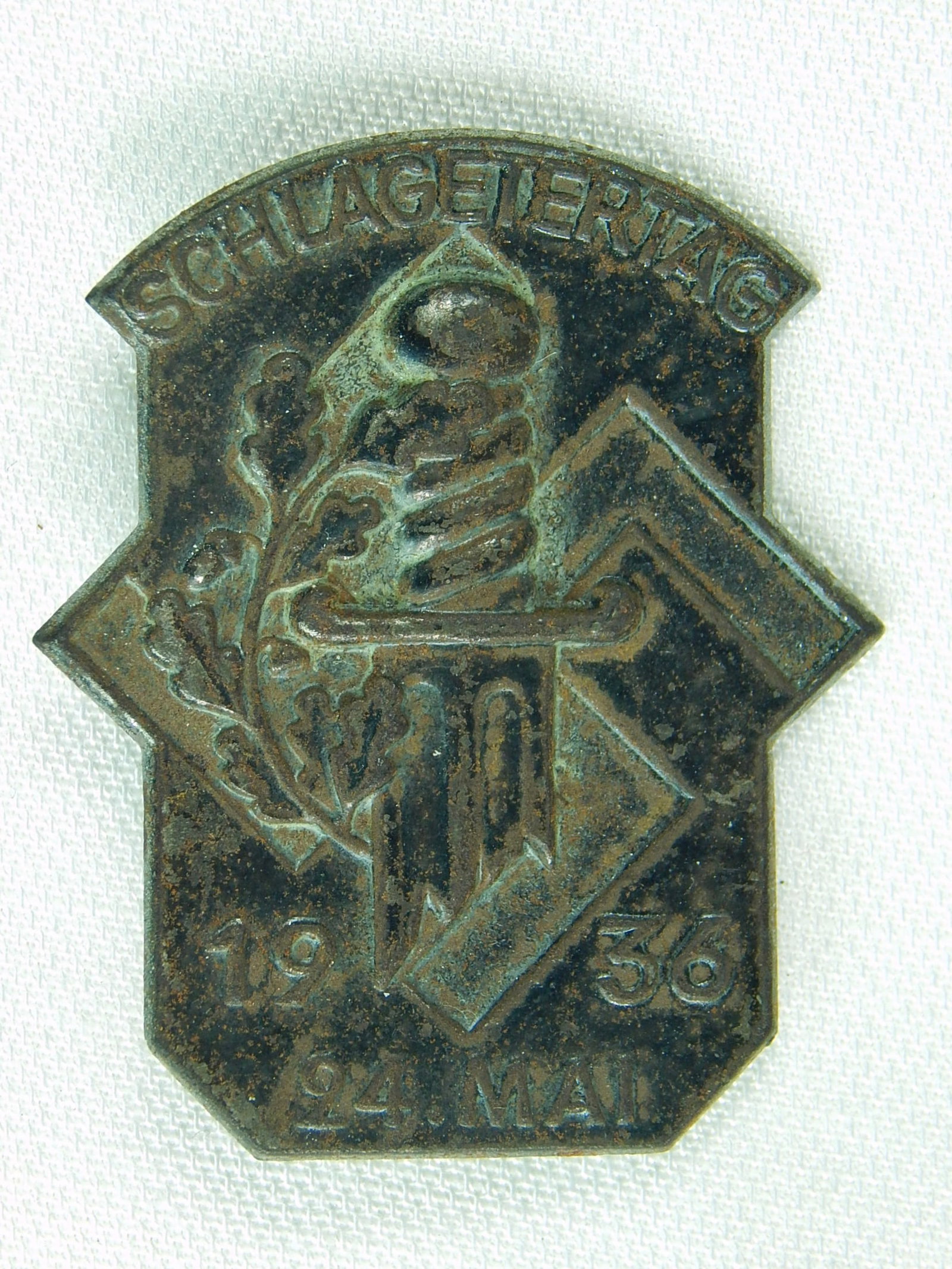 German Germany Nazi 1936 pre WW2 Pin Badge Medal: German 1936 Pre WW2 Pin