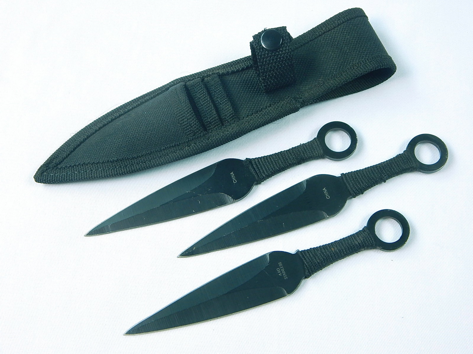 Set of 3 Throwing Sport Knife w/ Sheath: Set of 3 Throwing Knives with Sheath. Made in China. Measurements are pictured.