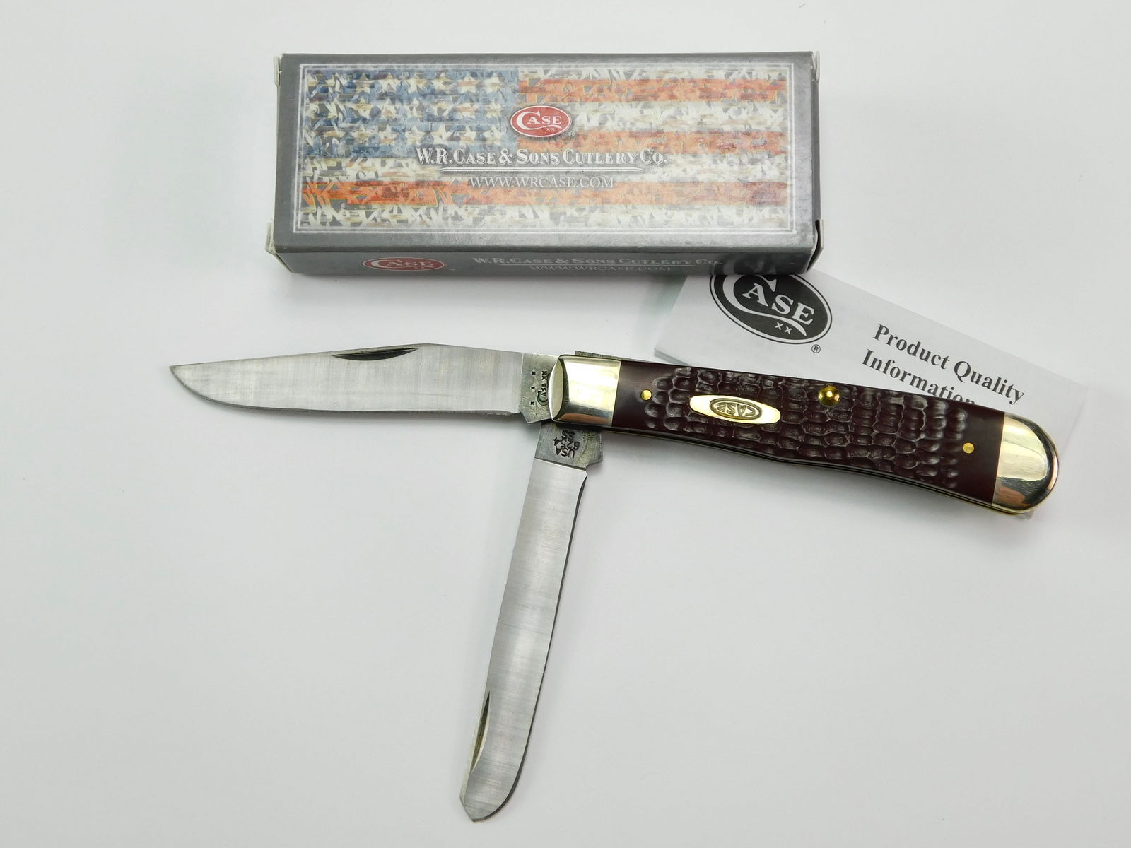 2014 Case XX Tested 6254 SS Trapper Black Folding Knife: US 2014 Case XX Tested 6254 SS Trapper Rough Black Folding Pocket Knife with Box. New old stock. The blades snap, no wobble. Measurements are pictured.