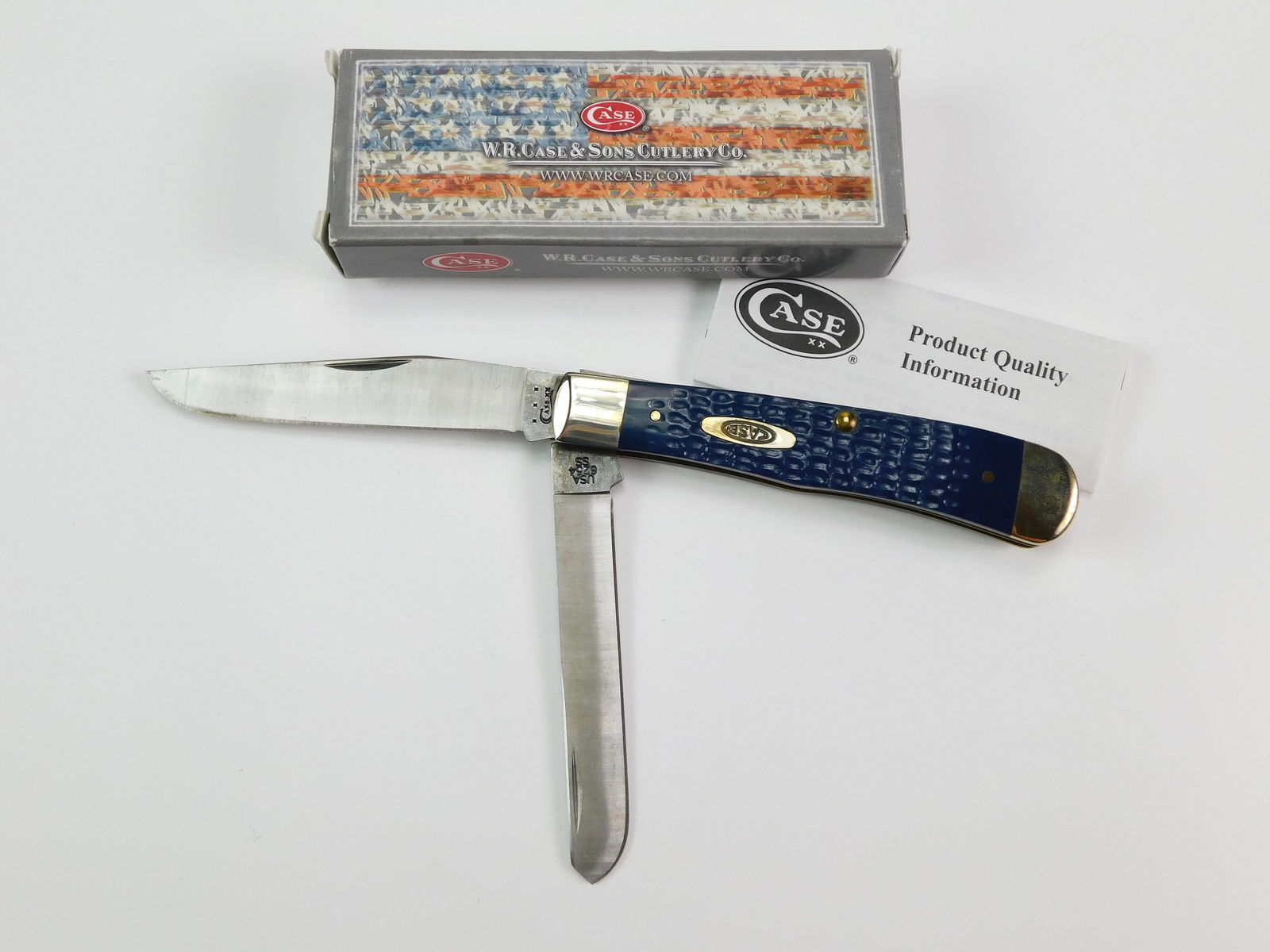 2014 Case XX Tested 6254 SS Trapper Blue Folding Knife: US 2014 Case XX Tested 6254 SS Trapper Navy Blue Folding Pocket Knife with Box. New old stock. Measurements are pictured.