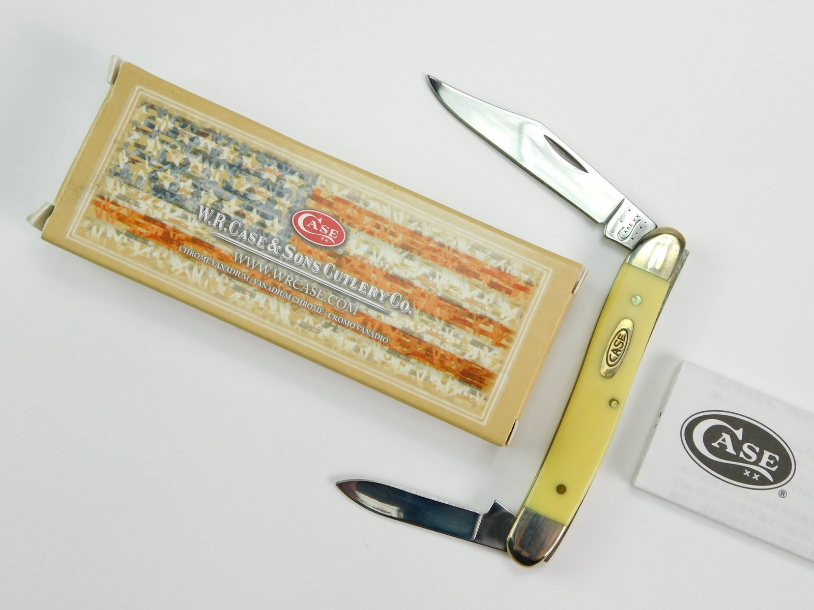 2014 Case XX Tested 32087 CV Pen Yellow Folding Knife: US 2014 Case XX Tested 32087 CV Pen Yellow Folding Pocket Knife with Box. New old stock. The blades snap, no wobble. Measurements are pictured.