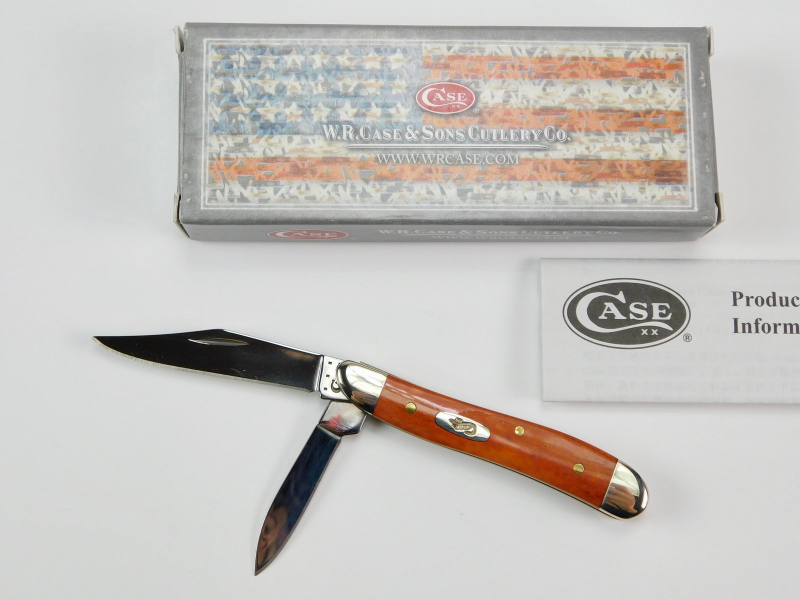 2014 Case XX Tested 6220 SS Peanut Chestnut Folding Knife: US 2014 Case XX Tested 6220 SS Peanut Chestnut Folding Pocket Knife with Box. New old stock. The blades snap, no wobble. Measurements are pictured.