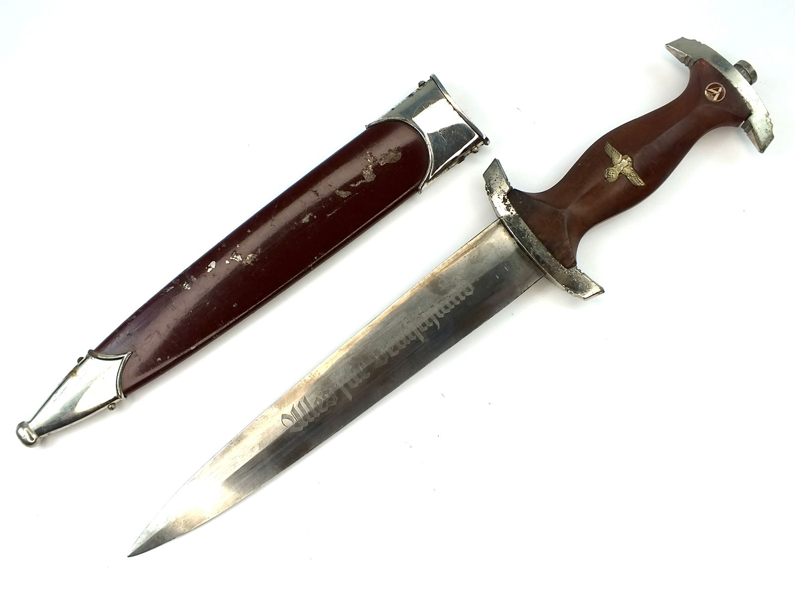 German Germany Nazi WW2 SA Dagger Fighting Knife: German Nazi WW2 SA Dagger with Brown Scabbard. 13 5/8" long with 8 5/8" blade.