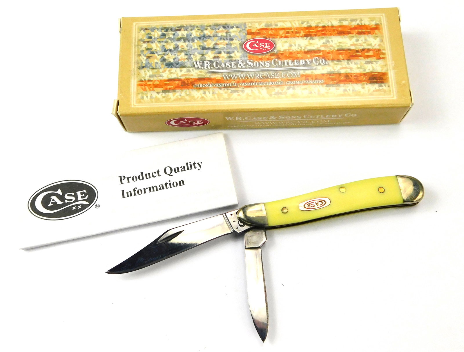 US 2014 Case XX Tested 3220 CV Peanut Yellow 2 Blade Folding Pocket Knife: US 2014 Case XX Tested 3220 CV Peanut Yellow Folding Pocket Knife with Box. New old stock. Blades snap, no wobble. Measurements are pictured.