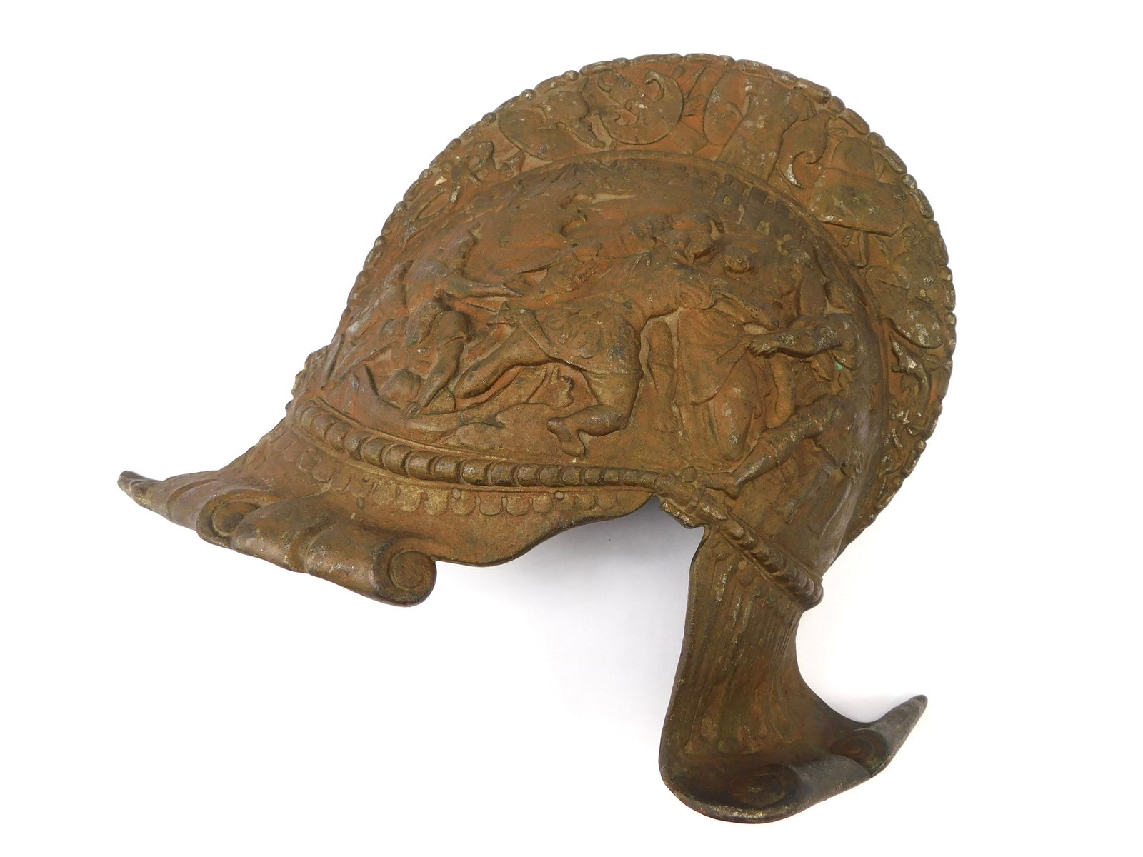 Vintage Decorative Roman Spartan Soldier Helmet Shaped Wall Plaque: Vintage Decorative Helmet Shaped Wall Plaque with battle scene . Heavy. Bronze or painted metal.