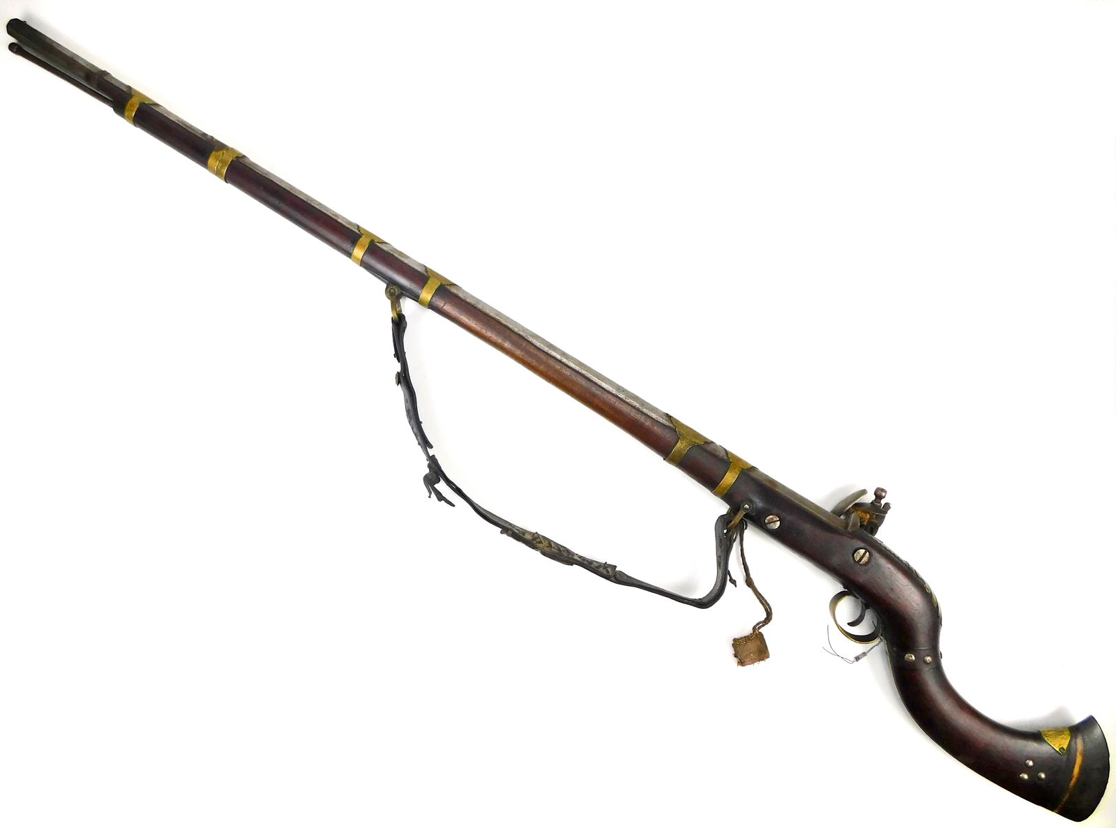 Antique 1815 Middle East Islamic Arab Decorated Flintlock Rifle Musket w/ Sling: Antique 1815 Dated Middle Eastern Decorated Flintlock Rifle with leather rifle sling. The hammer doesn't hold on 2nd click. Spring is soft, and doesn't fire properly with the trigger pull. The Flint s