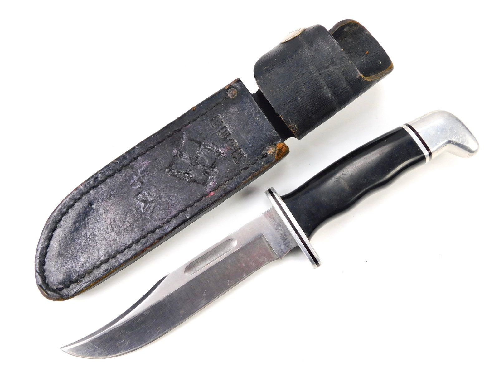 Vintage US Early Buck 119 Hunting Knife w/ Sheath: Vintage US Early Buck 119 Hunting Knife. With original leather sheath. Solid. 10 1/4" long with 5 3/4" blade.