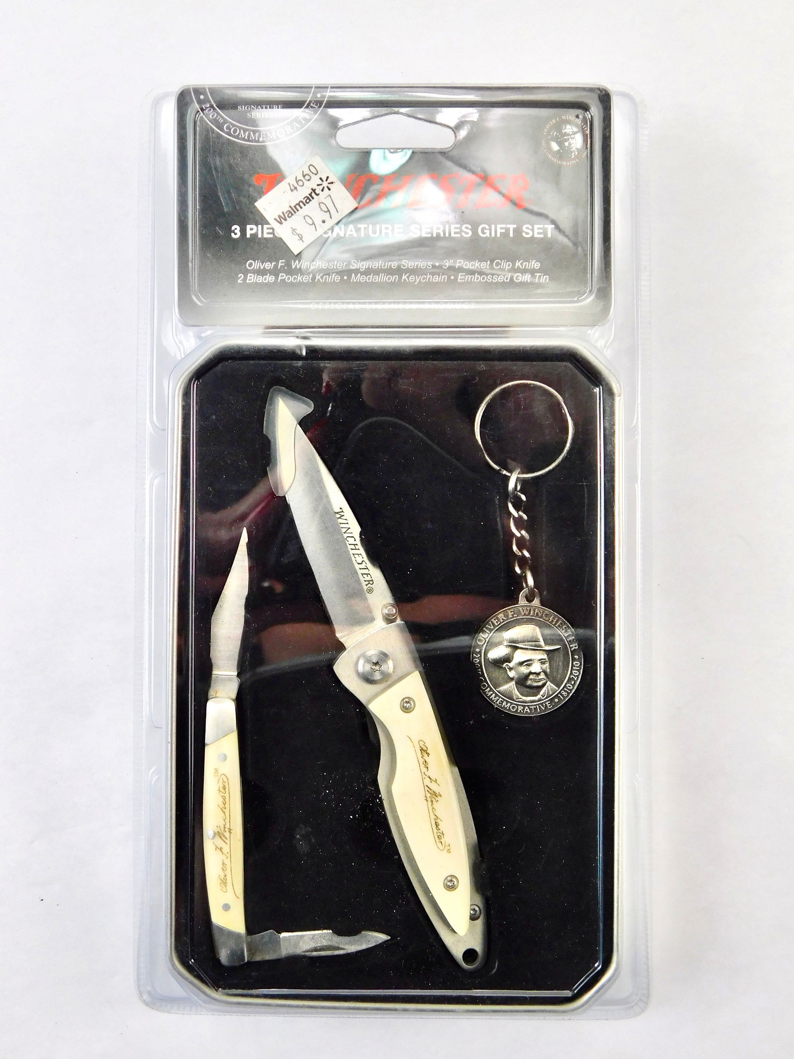 Winchester 200 Commemorative 3 Pc Signature Series Gift Set Folding Pocket Knife: Vintage Winchester 200 Commemorative 3 Pc Signature Series Gift Set. New old stock, sealed.