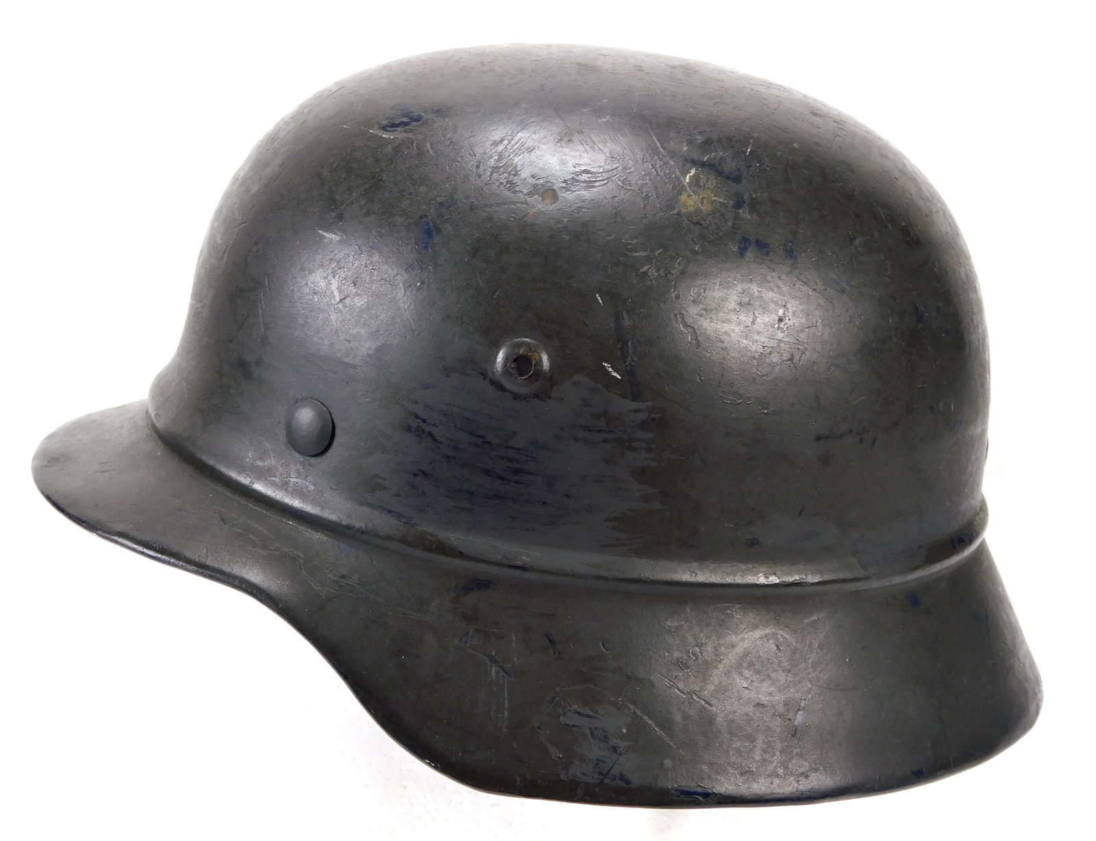 German Germany WW2 Helmet Hat Chin Strap Liner: German WW2 Helmet. With chin strap & liner replacements.