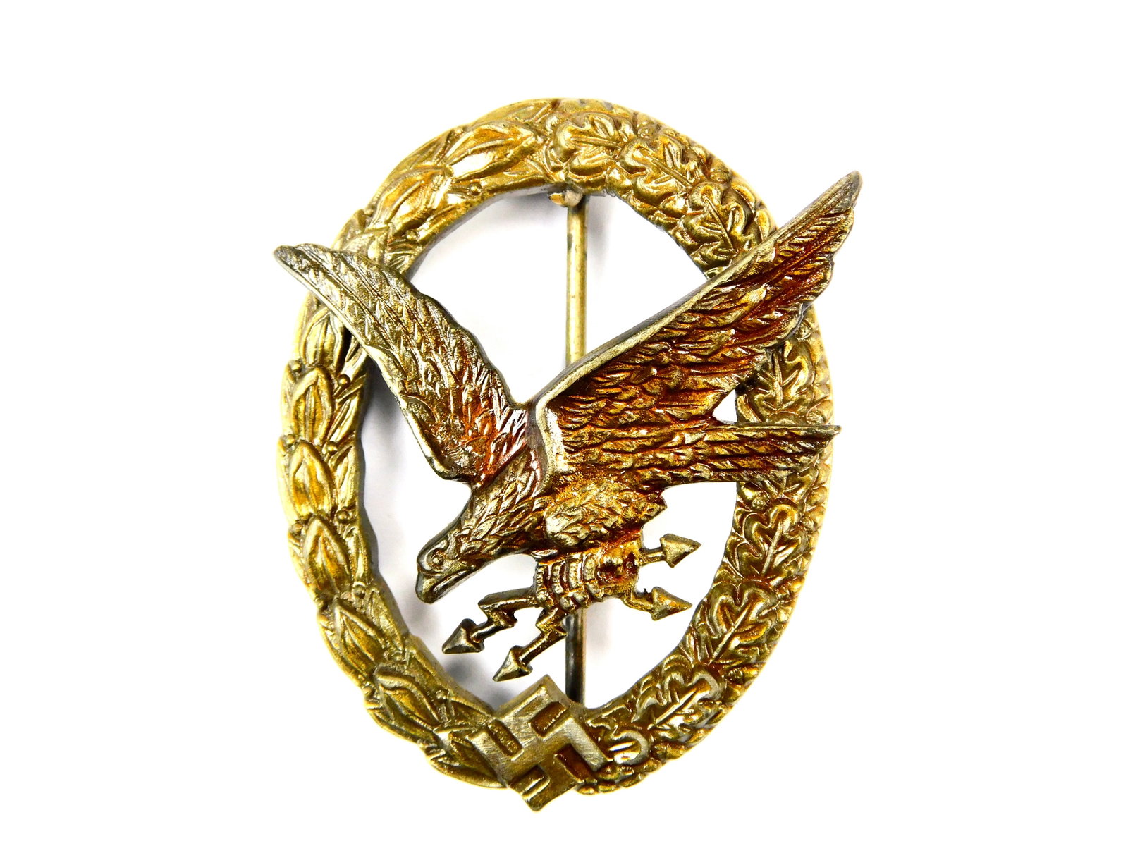 German Germany WW2 Eagle Badge Pin: German WW2 Badge. Not authenticated.